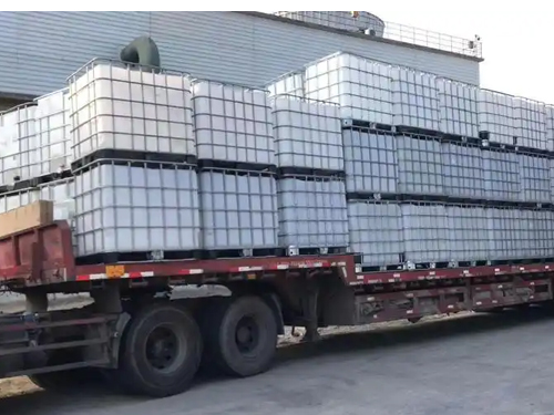 װ������